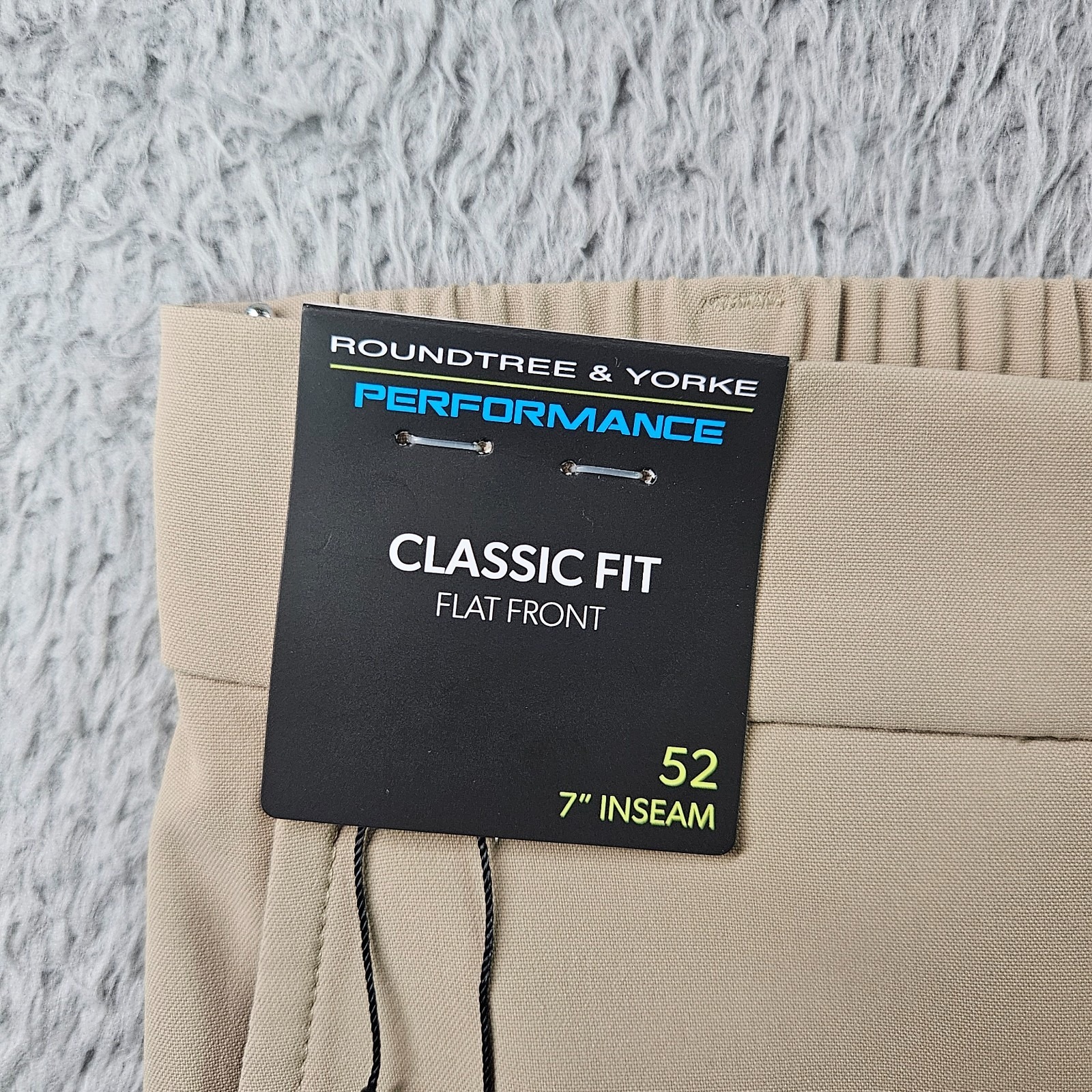 New Roundtree & Yorke Performance Shorts Men 52 X 7" Classic Flat Khaki Golf
